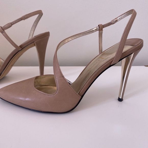 JOAN & DAVID “Annabeth” Nude Strappy Pump - Picture 9 of 16